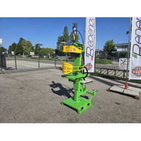 Spaccalegna verticale 16t azionato tramite prese idrauliche